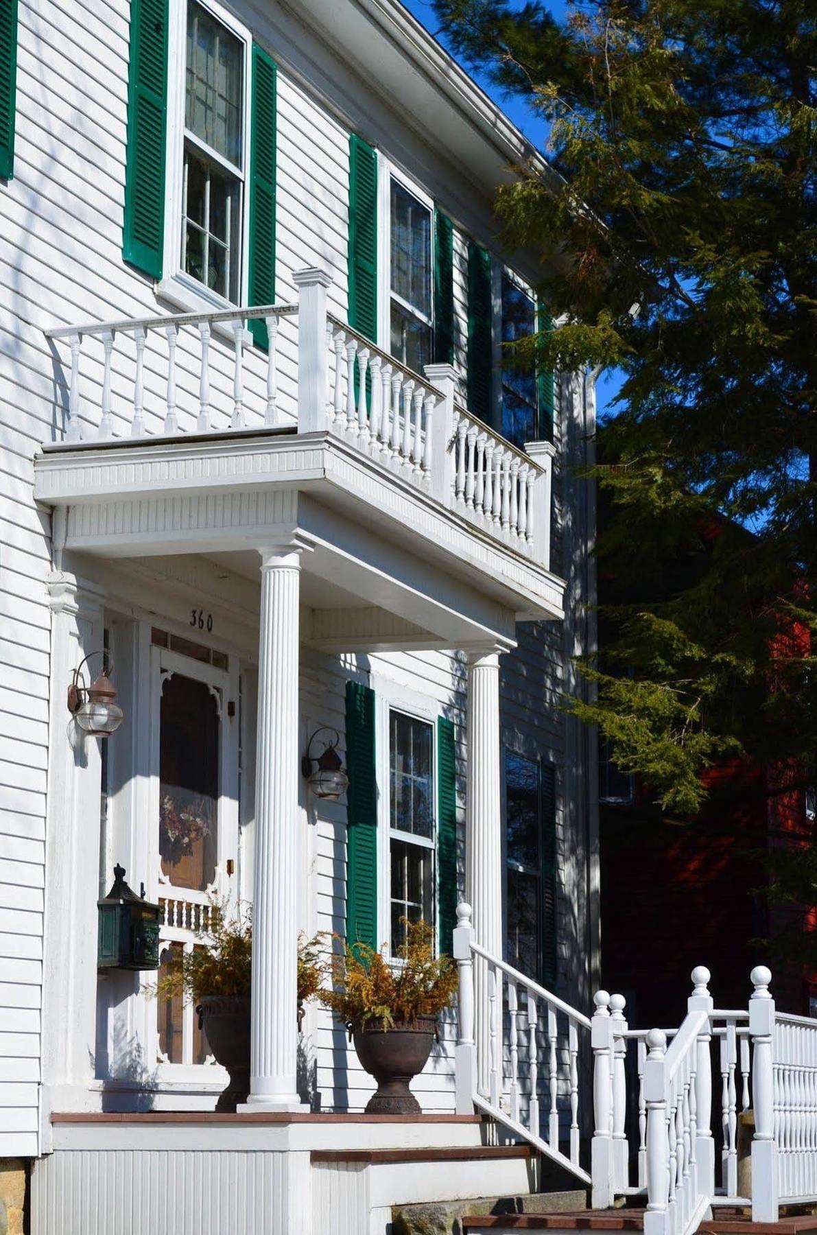 Pryor House B&B Bath Exterior photo